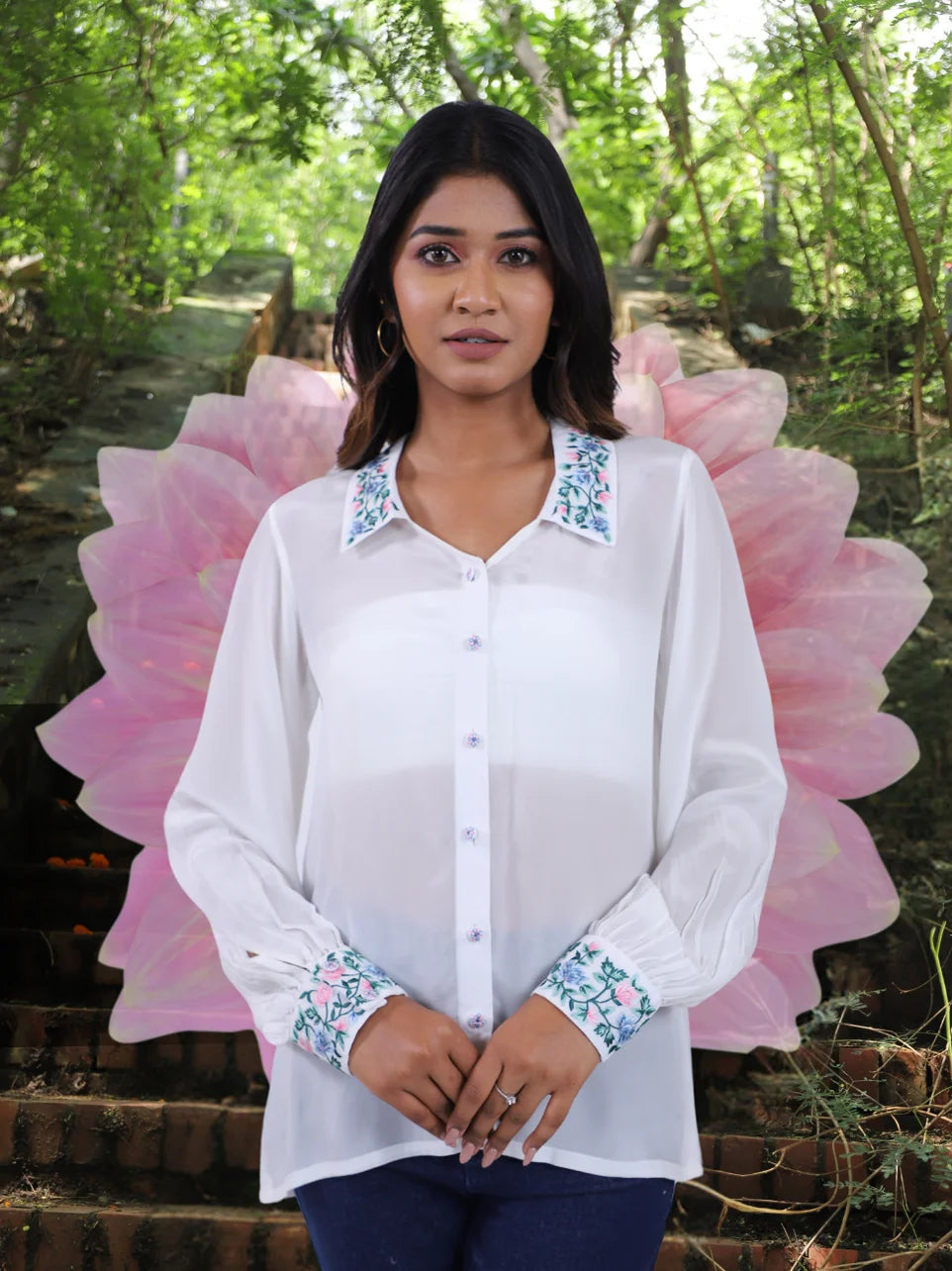Aatma-Rati - White Crepe Embroidered Shirt.