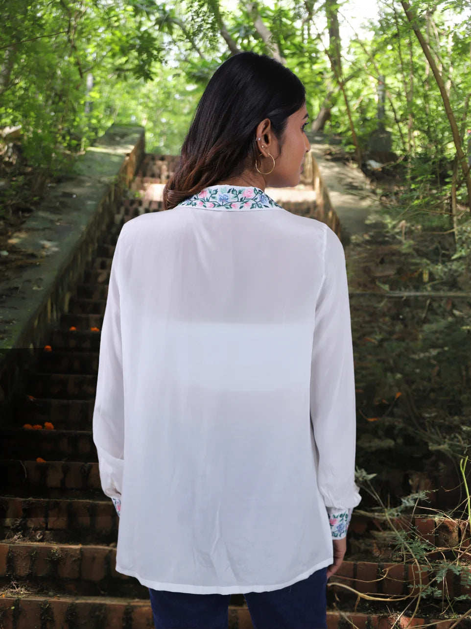 Aatma-Rati - White Crepe Embroidered Shirt.