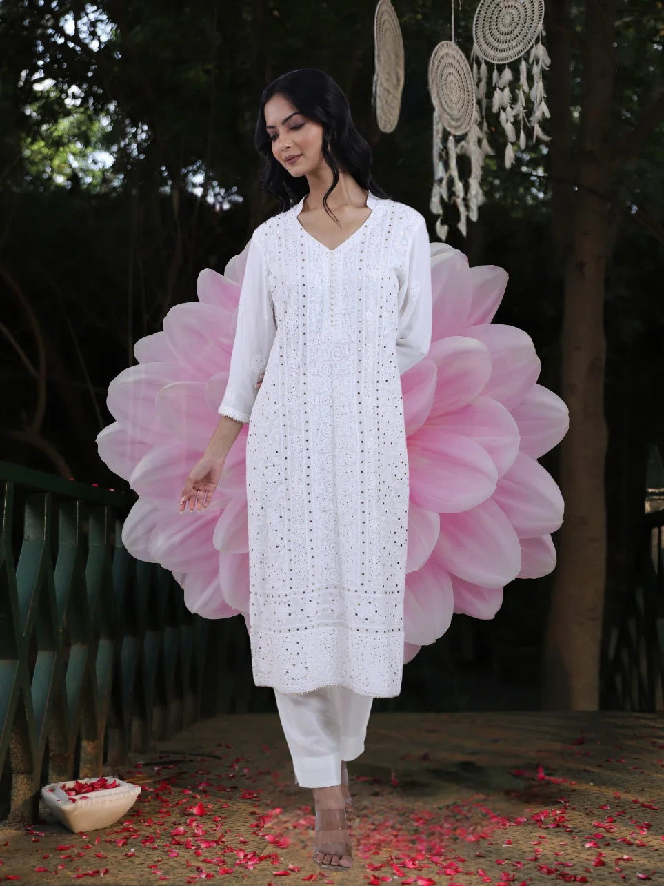 Shishir Anji - White Collar Pattern Straight Kurta Set