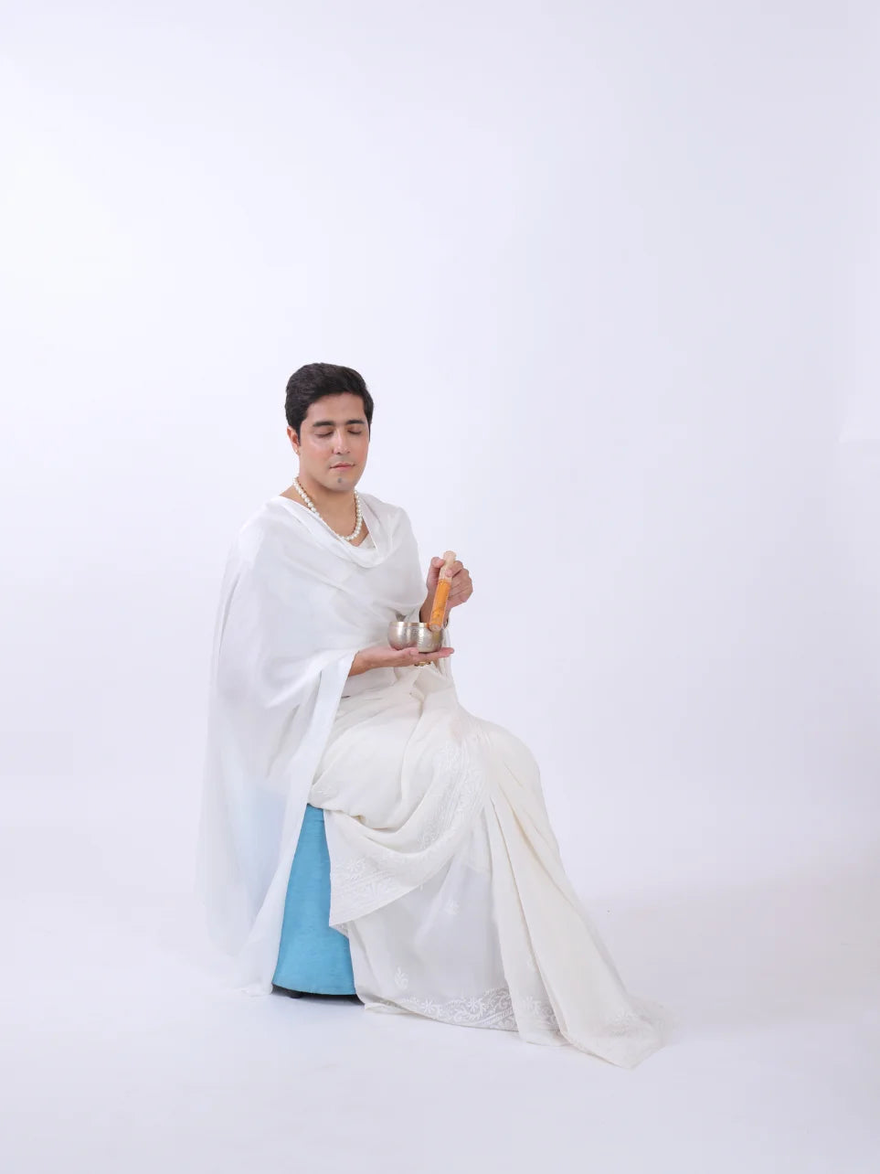 Trayambakam - White Rose Fabric Stoles