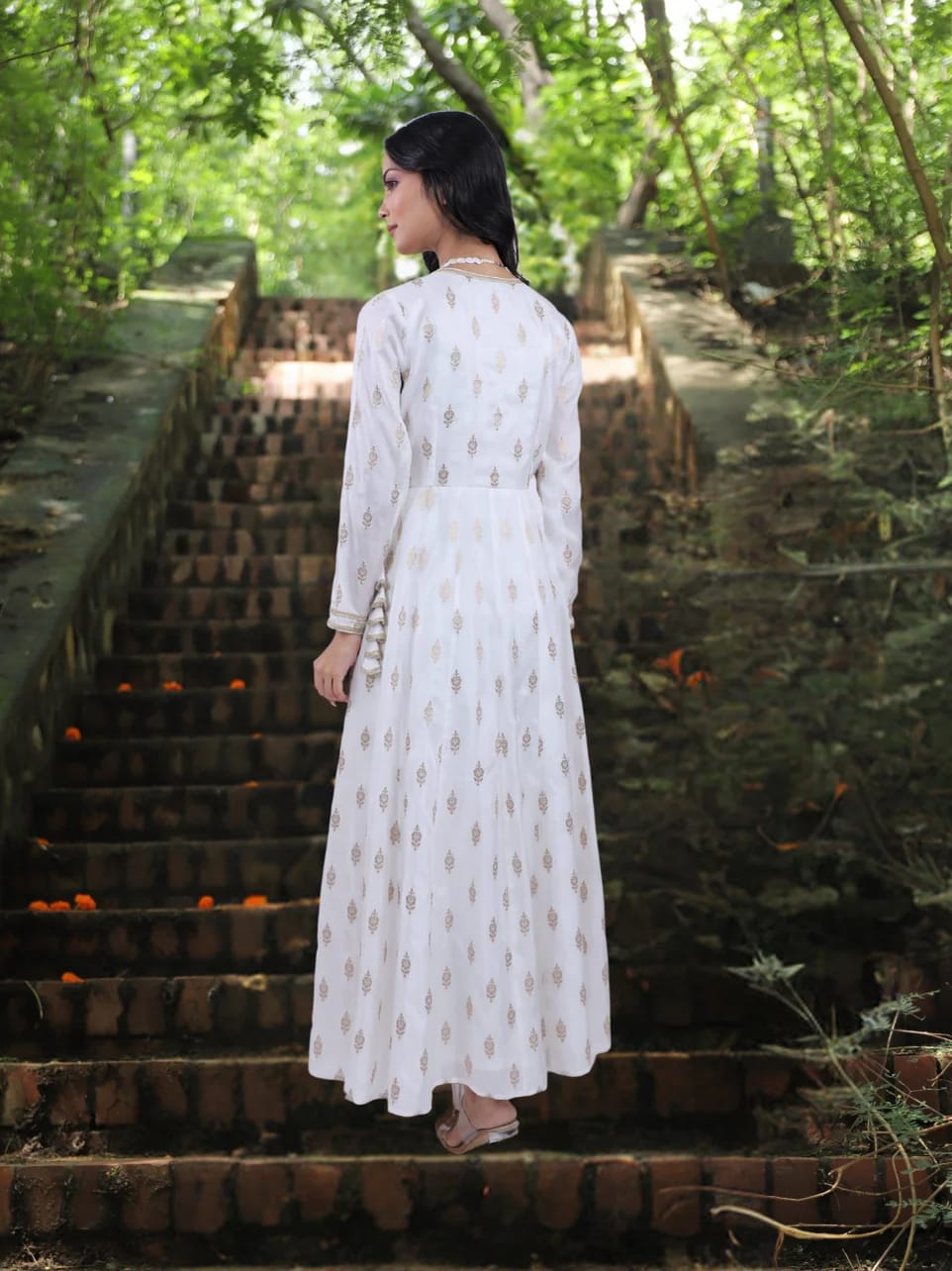 Aadya Ratna -White & Gold Anarkali Dress For Women